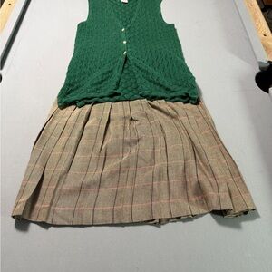 Vintage American Weekend Green Knit sweater vest Top